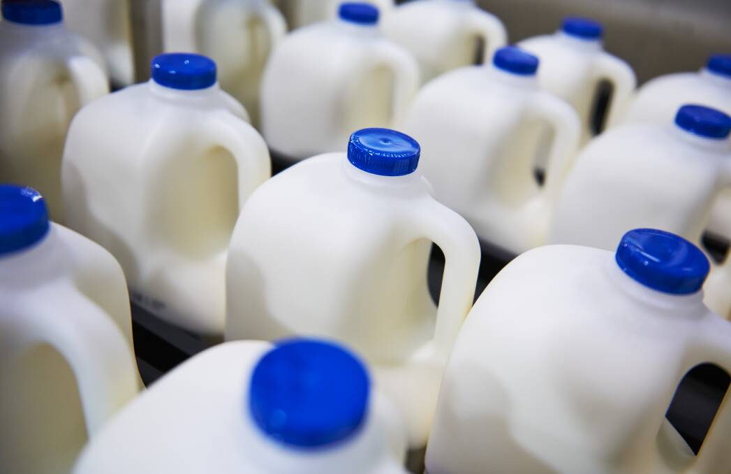 The nation's biggest dairy processor, Murray Goulburn set its opening milk price at $4.70 a kilogram of milk solids, which farmers argue is below the cost of production. 