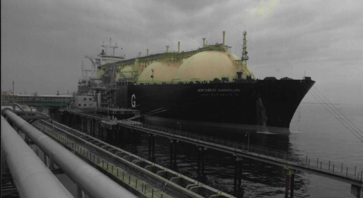 East coast liquefied natural gas exporters failed to meet federal government demands for a commitment to add gas to the Australian market instead of sucking it dry to meet long-term export contracts.