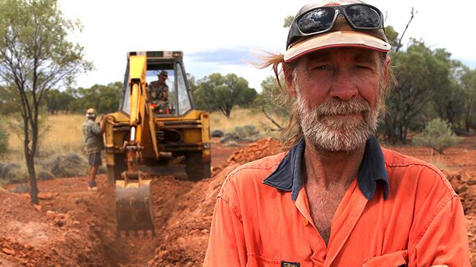 Opalton miner, Col Duff, sets himself a target of $20,000. Photo: Discovery Channel.