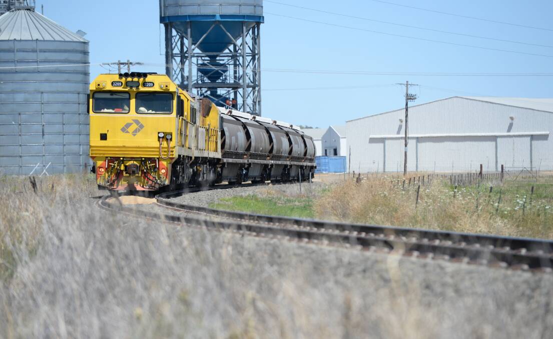 Bite the bullet and build Inland Rail through to port