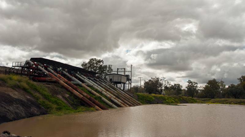 An independent investigation of allegations of water theft and failed regulation in NSW recommends significant reforms, including more onerous complinace measures for irrigators.