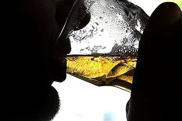 Tax reform is needed to curb harmful levels of alcohol consumption, according to the anti-alcohol lobby.