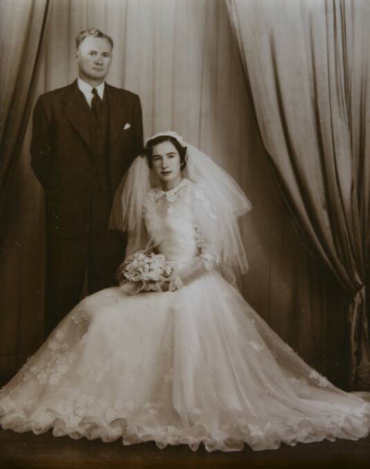 Lad Milson and Alison Lindsay married in 1952.