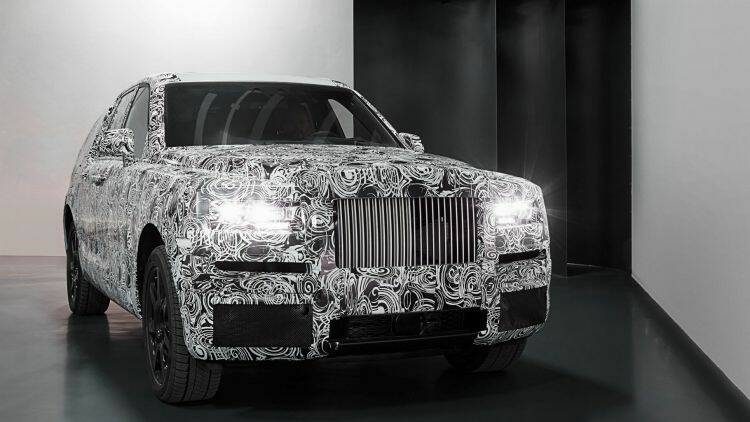 Although camouflaged, it is the first time Rolls-Royce has showcased the size and overall shape of the vehicle.