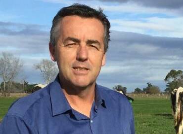 Infrastructure Minister Darren Chester will announce in Toowoomba this morning that the contentious Queensland section of the inland rail will cross the Condamine floodplain.