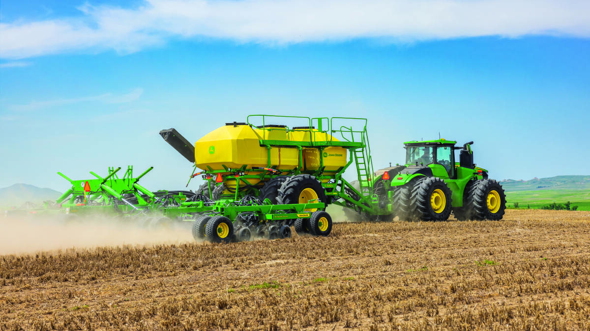 John Deere's new line up of C-Series Air Carts will help farmers make the most of short seeding windows. Picture supplied