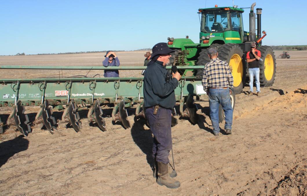  Eneabba farmer Ben Plozza explains his simple method to overcome water-repellent soils with a John Shearer 5GP one-way plough, fitted with Plozza notched dish-shaped discs.