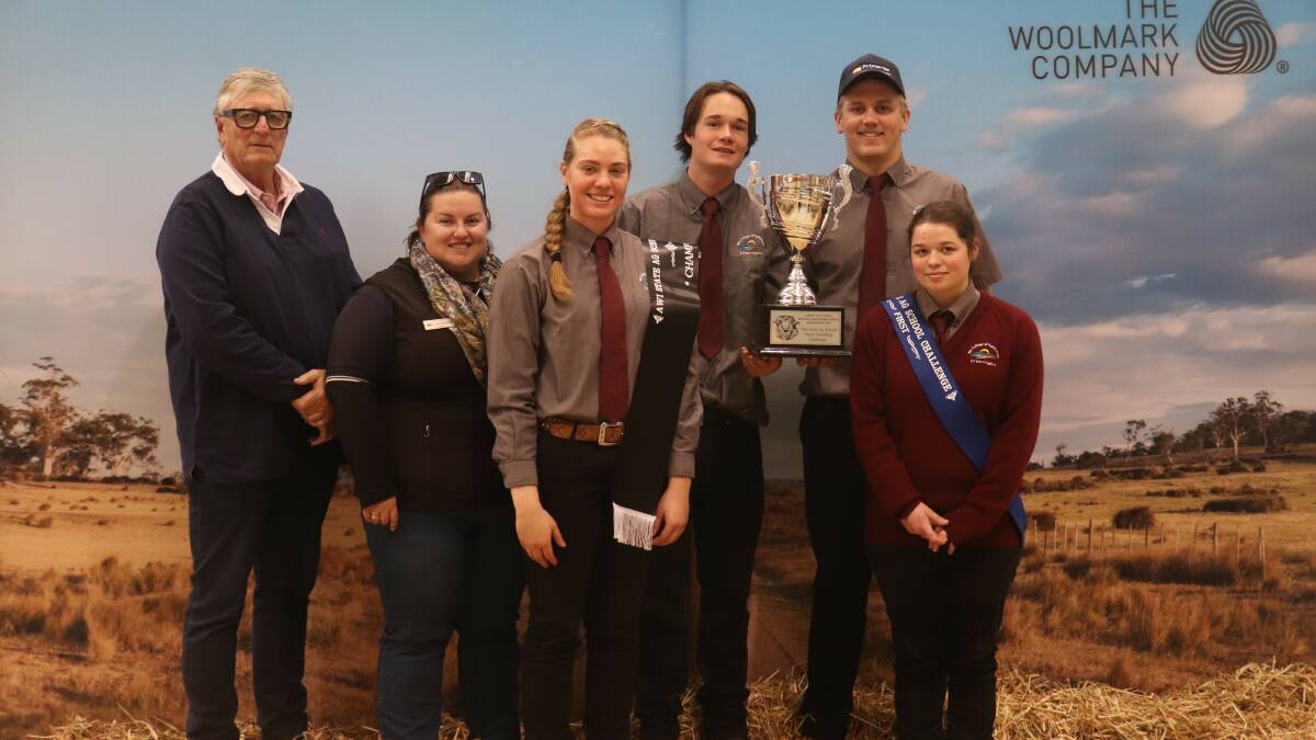 AWI competition sponsor board member David Webster (left), Narrogin Ags Emily McDonald and the winning team of students including Alika Gould (left), Lachlan Bradshaw, Tate Barrett and Leah Hardingham.
