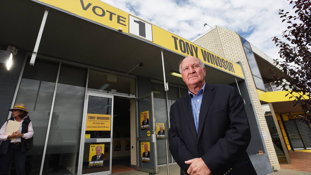 Tony Windsor declares he won’t stand in by-election