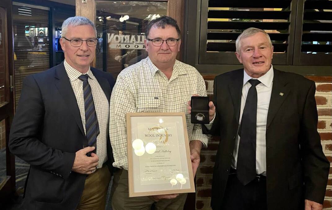 WOOL INDUSTRY MEDALS: WIA Chairman David Michell, Richard Halliday and Geoff Power. Picture: Livestock SA.