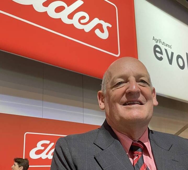 Elders boss Mark Allison has postponed his exit from the company at the urging of the board, and shareholders.