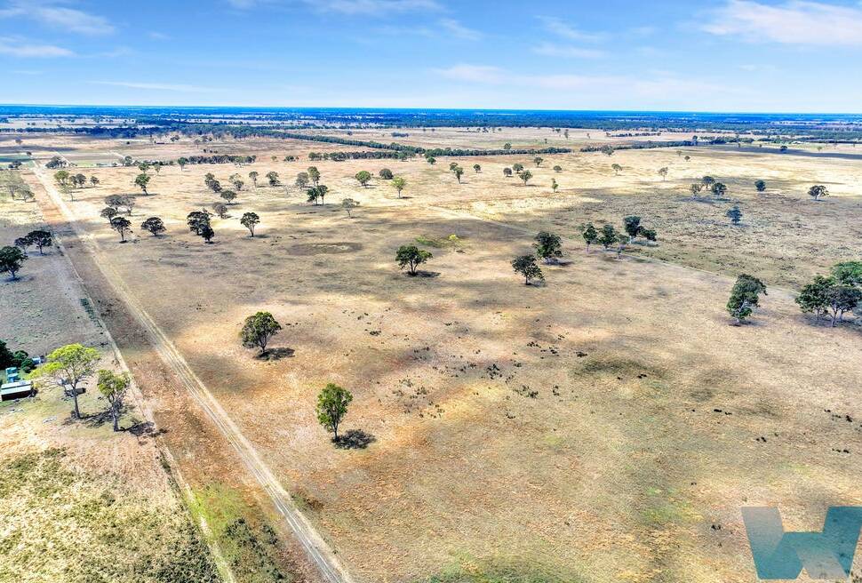 This farming land just outside Bairnsdale has been owned by the same family since 1895. Pictures and video from Bill Wyndham and Co