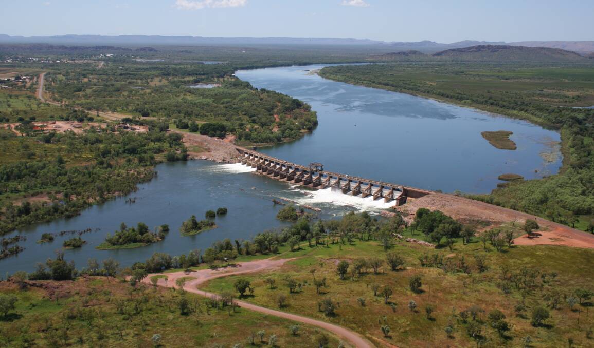 Lake Argyle water will be used to grow cotton crops as part of an expanded Ord scheme in the Kimberley.