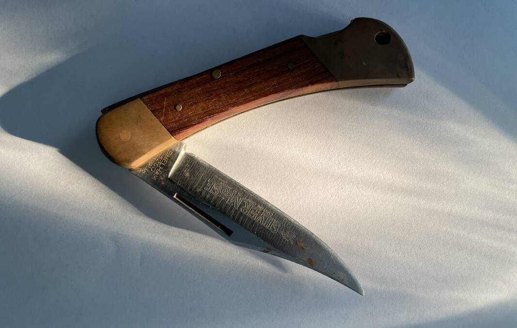 Many rural Australians habitually wear a small pocket knife or multi-tool on their belt to do odd jobs around their property, not intended for self defence, which is prohibited by law.