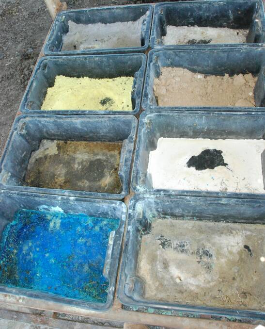Covered feeder containing each individual trace element of minerals.