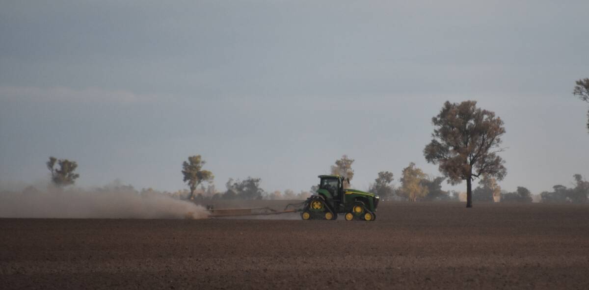 Farmers are still waiting for rain in southern Australia. Photo by Gregor Heard.