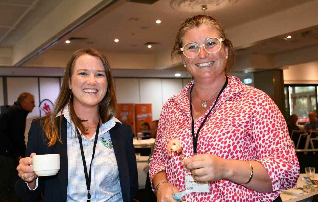 Agronomists and researchers caught up at the GRDC update in Bendigo late last month.