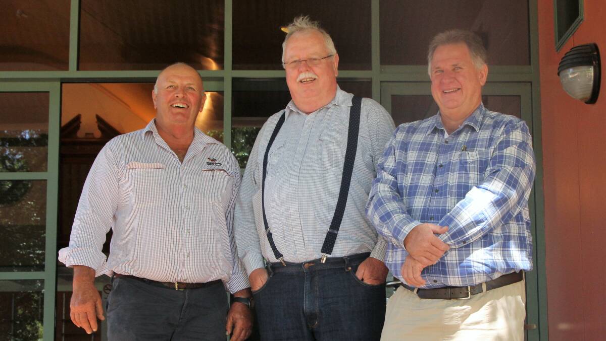 Airborne: Regional air services inquiry co-chair, Senator Barry O'Sullivan, flanked by Blackall-Tambo mayor Andrew Martin and Rockhampton regional councillor, Neil Fisher, following the lively debate at Blackall on Saturday. Picture: Sally Cripps.