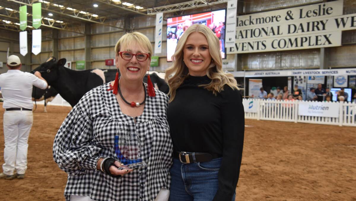 Mandy Pacitti received the Bette Hall Award from Casey Treloar at the 2023 International Dairy Week. Picture by Carlene Dowie