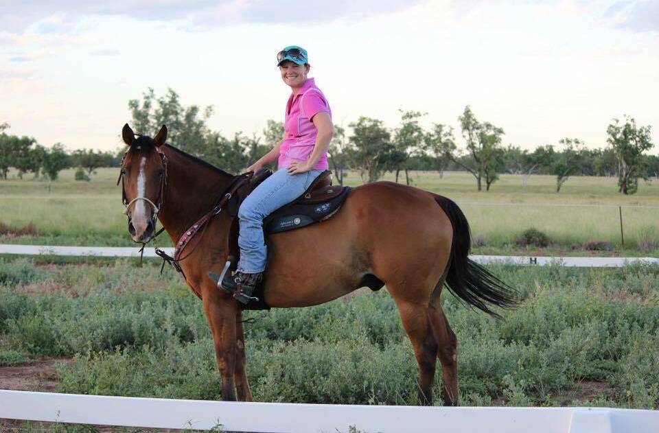 As a director with the National Barrel Horse Association (NBHA), Tara wanted to promote her sport through her time on Australian Survivior. 