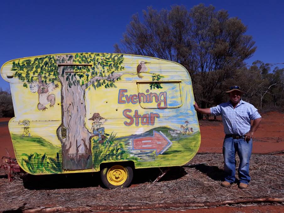 Located outside Charleville on the Adavale Road, Evening Star guests have the opportunity to learn about the varied ecosystems in South West Queensland. 