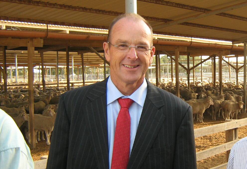 Former federal Labor Agriculture Minister Joe Ludwig - producers and industry want him to give evidence in court, over the 2011 Indonesian live cattle ban, in the class action claim.