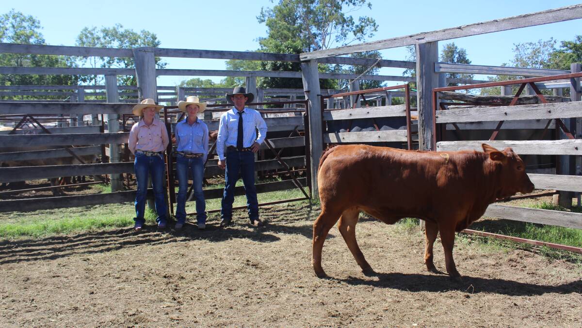 Champion grassfed female with owners Katria and Melita Palmer and judge Barry McIntyre.
