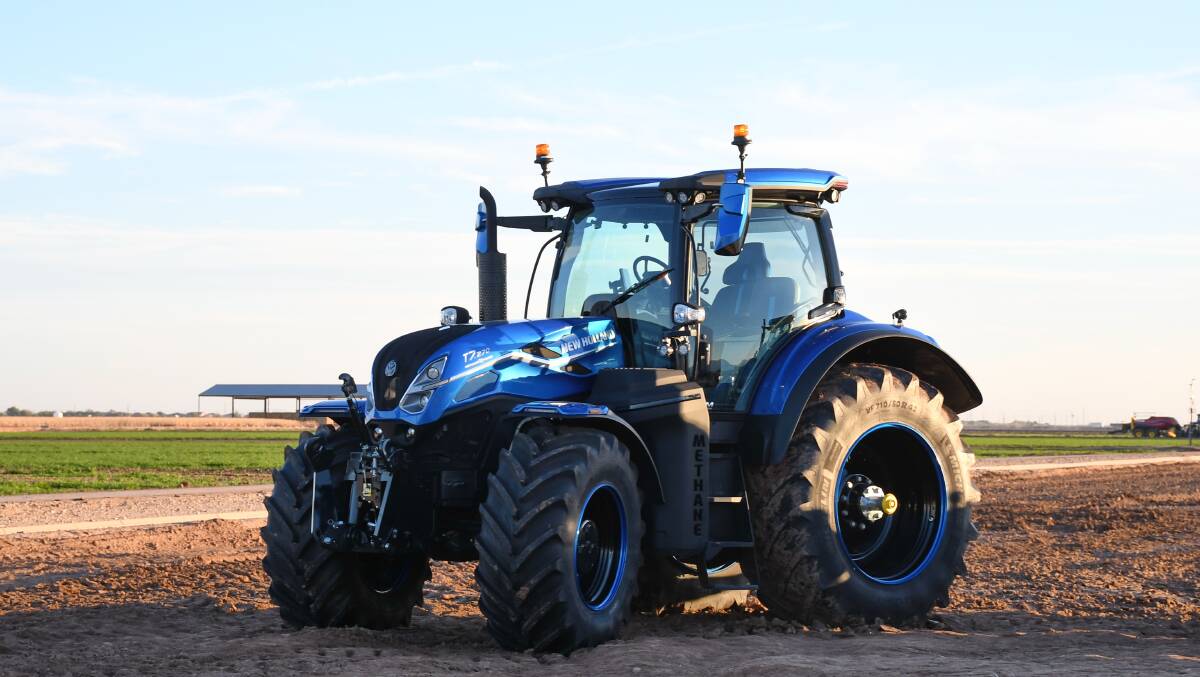A pre-production prototype of the New Holland T7 Methane Power LNG tractor made its debut at the CNH Industrial Tech Day last week. 