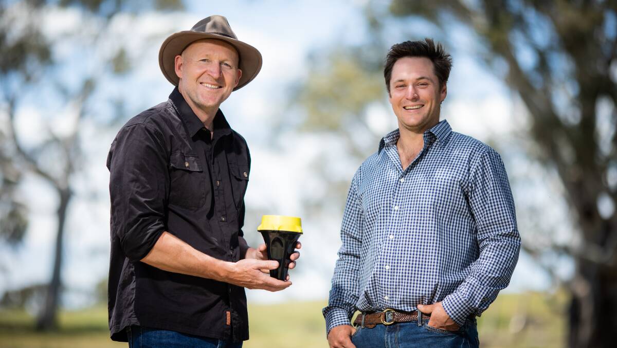 Farmo founder and general manager Nick Seymour discussing the Water Rat with sheep and cattle producer James Young. Pictures: A2 Media in collaboration with evokeAG