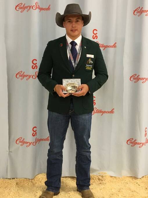 Lincoln McKinlay, TopX Gracemere, accepting the honour at the Calgary Stampede.