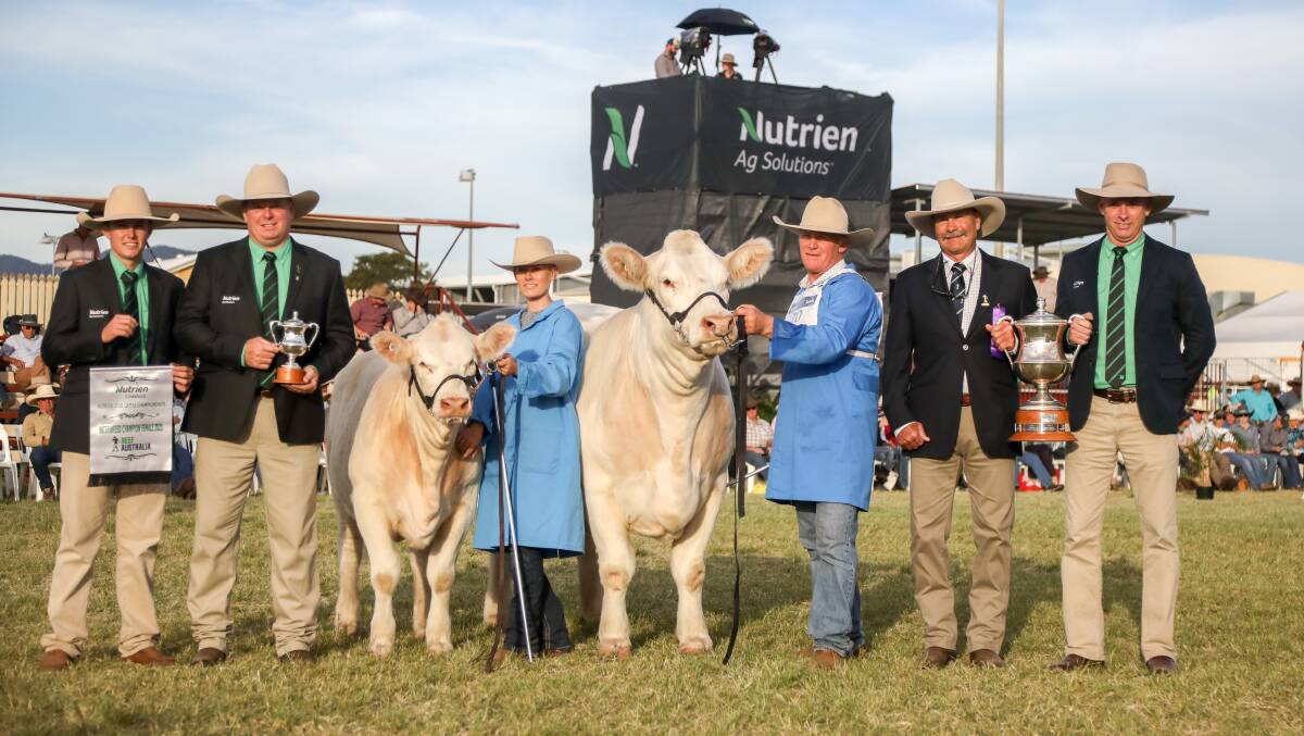 Nutrien's Justin Rohde and Mark Scholes with handler Chloe Kemph, owner Ivan Price, judge Brett Kinnon and Nutrien's managing director Rob Clayton. 