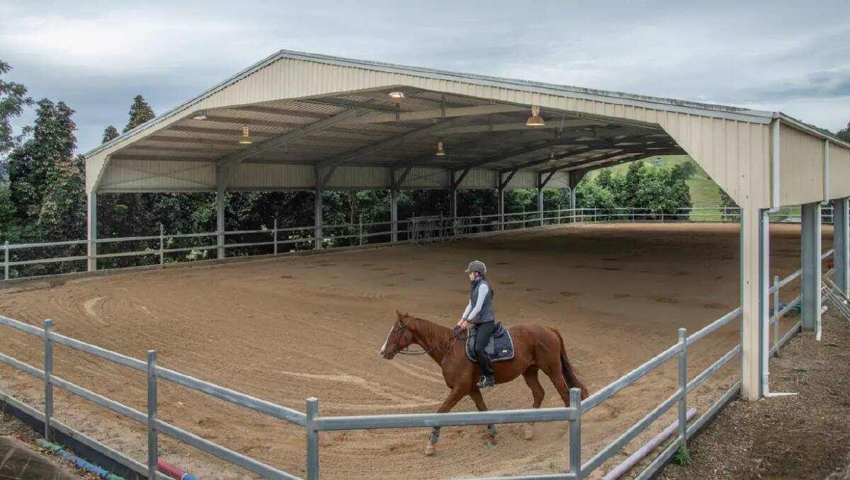 Vertical Valley is equipped with a 40x60m undercover arena. 