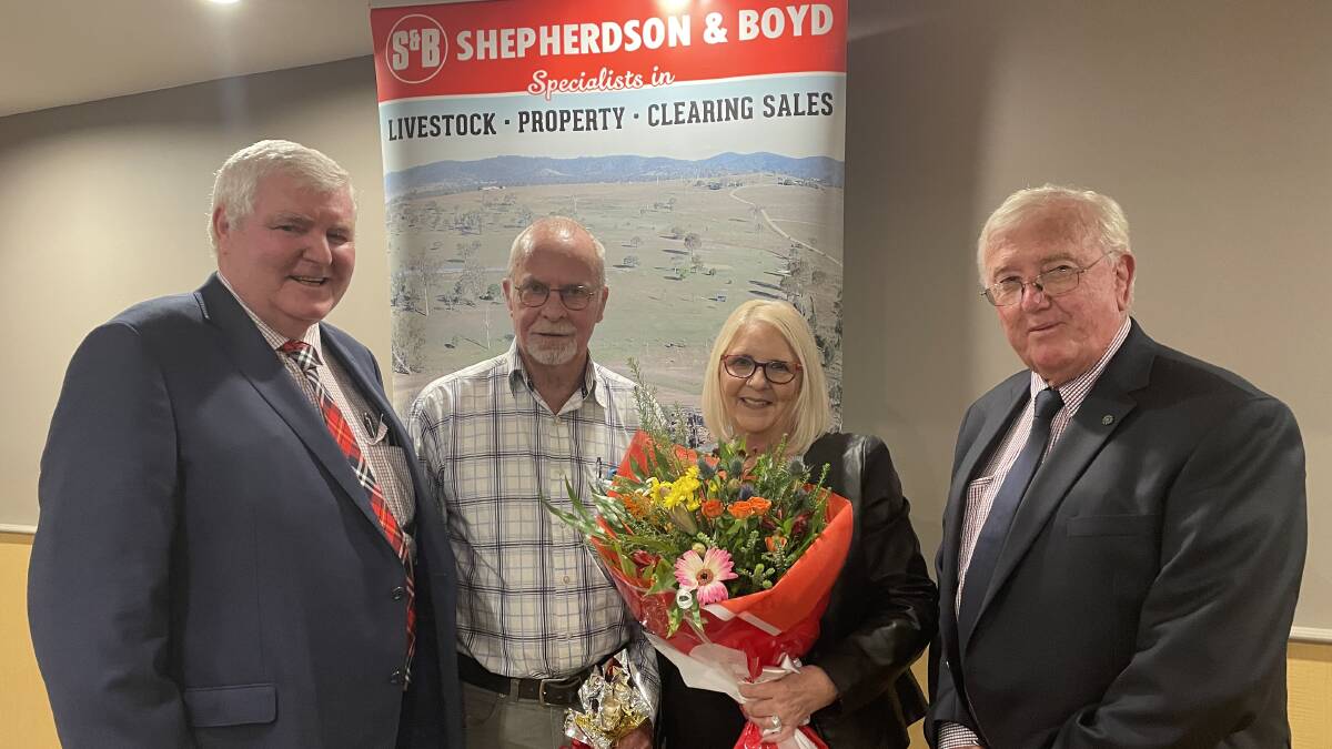 Brooklyn, Kilcoy, vendors Grahan 'Snow' and Suzanne Duncan (centre) with agent Mike Barry and auctioneer Vince O'Brien, Shepherdson and Boyd.