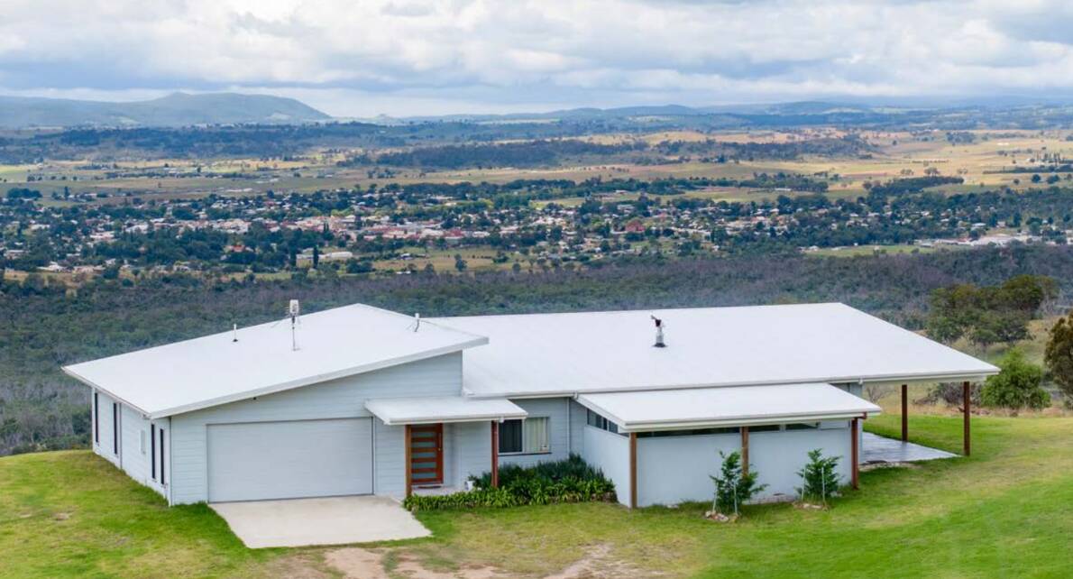 Lifestyle/livestock property Mackenzie Point features stunning views across Tenterfield and surrounding mountain ranges. Picture supplied
